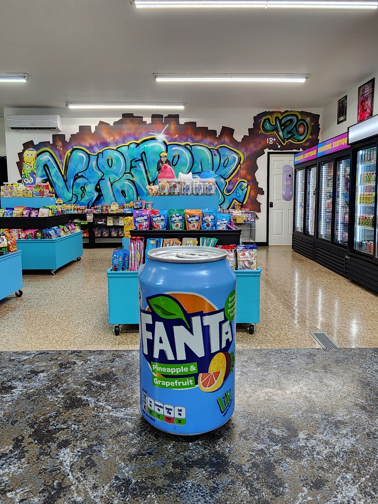 Fanta pineapple & grapefruit 330ml