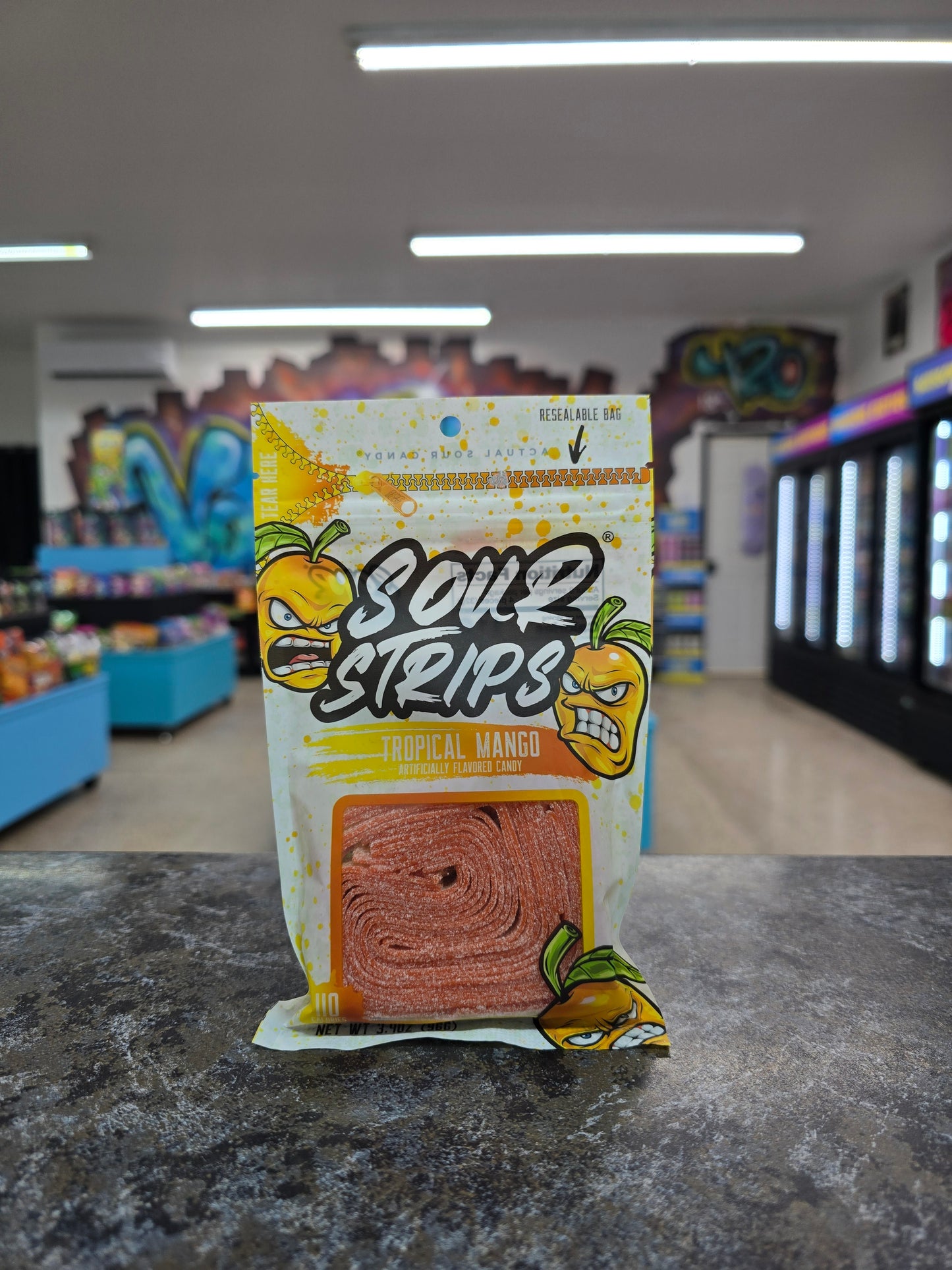 Sour strips tropical mango 96g
